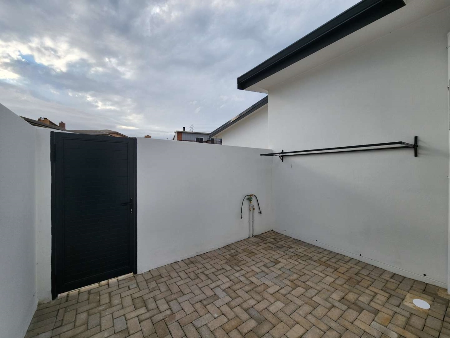 3 Bedroom Property for Sale in Seemeeu Park Western Cape